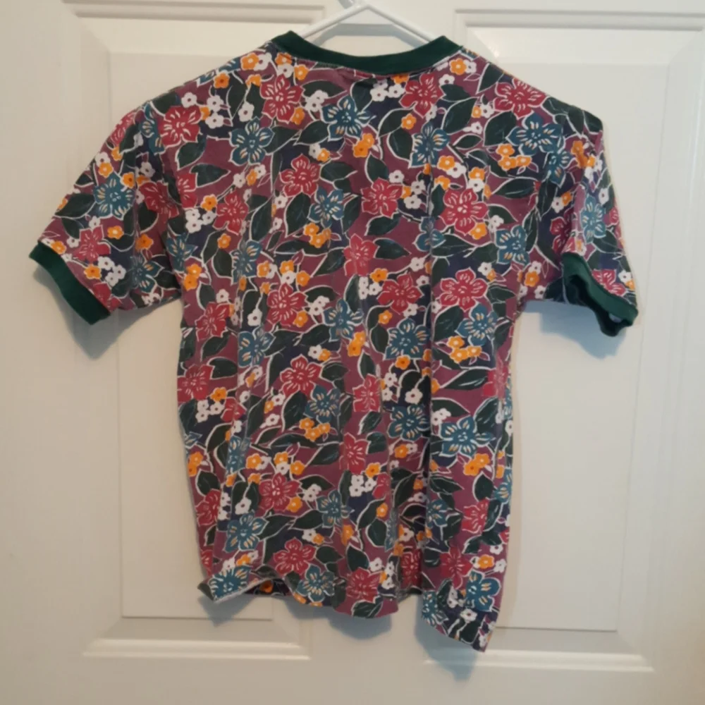 Girls T-shirt Gitano XL 14/16 Multi- Floral purple, blue -‎ Preloved